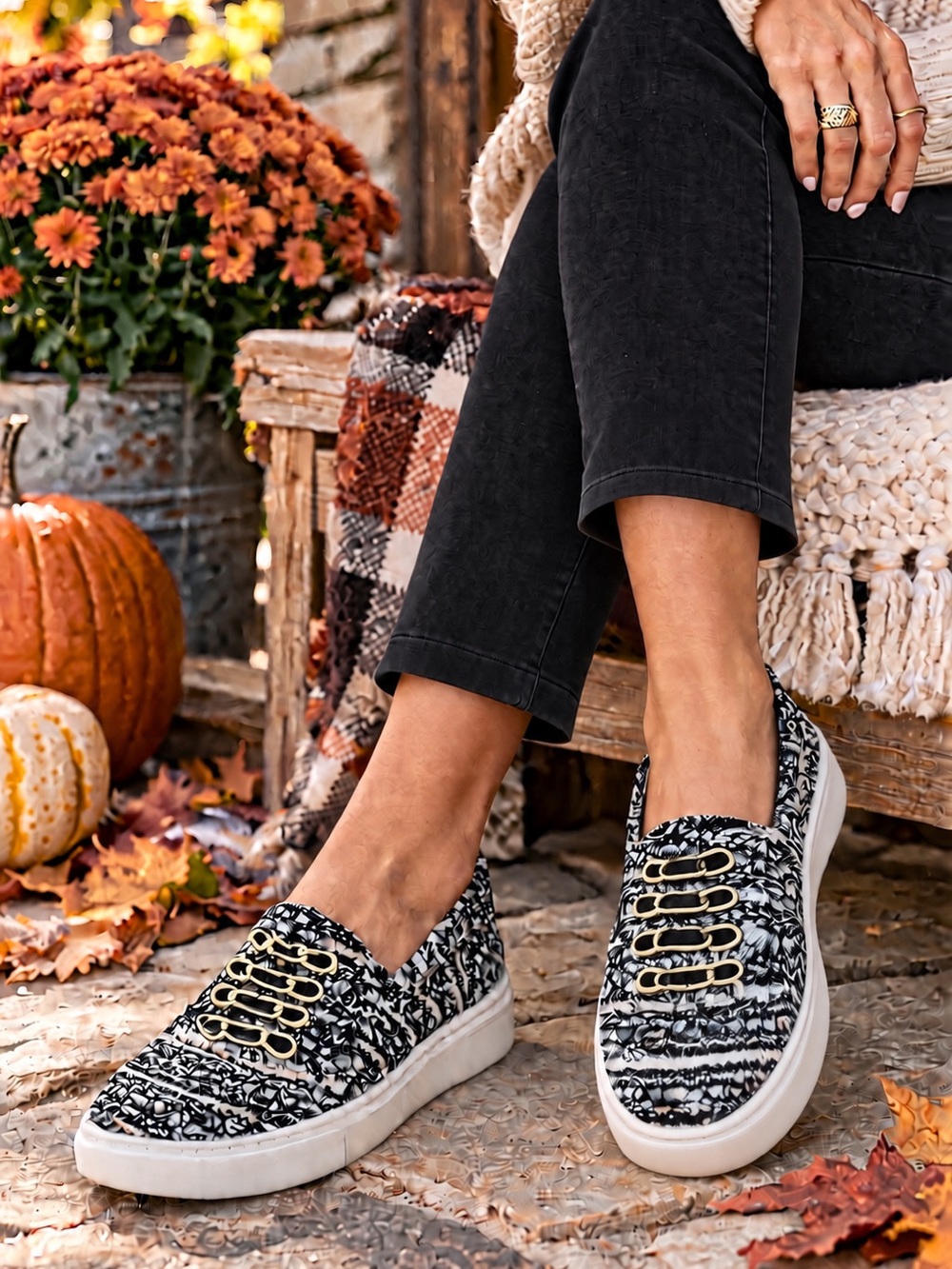 Cecelia New York ‘Randi’ Black & White Tweed Slip-On Oxford Sneakers Size 6.5